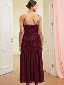 Aveloria Rosie 优雅百搭的立体刺绣花卉拼接雪纺束腰吊带长裙 - 酒紅色 - 查看 6