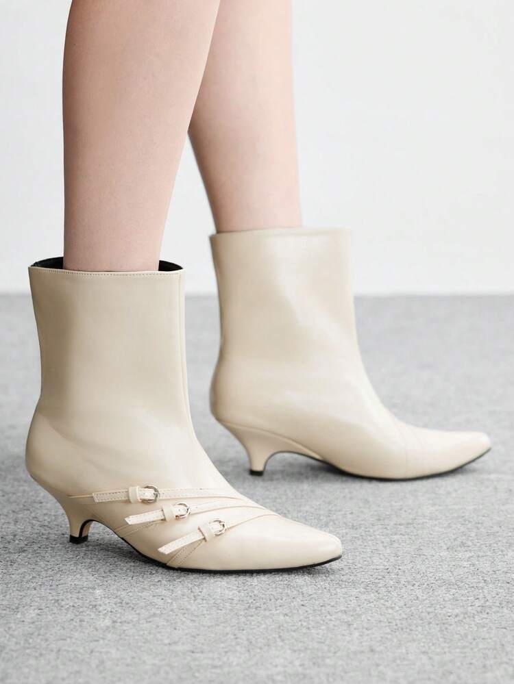 CUCCOO BIZCHIC Women's Adjustable Buckle Design Casual Ankle Boots For Daily Wear Valentine's Day