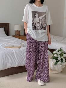 DAZY Letter & Character Print Loose T-Shirt Top & Leopard Pattern Loose Pajama Pants Women Sleepwear Set - White - View 3