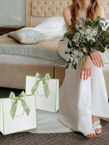 1/5pcs-Landscape-Style Kraft Paper Gift Bags, Shopping Bags, Packaging Bags With Handles, Bow-Decorated Handbags, Trick Or Treat, Halloween, White Large-Capacity Paper Bags, Halloween, Thanksgiving, Christmas, New Year, Wedding, Birthday Gift Packaging Bags - Light green - View 3