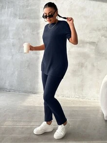 EURMUSE Plus Size Solid Color Minimalist Daily Wear Round Neck Short Sleeve Top And Pants 2-Piece Set - Navy Blue - View 5