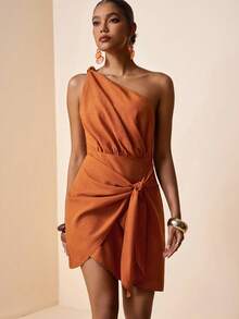 Zivah Lễ hội âm nhạc Xuân/Hè 2026, Lễ Phục Sinh, Ngày Thánh Patrick, Ngày Valentine, Hẹn hò, Phong cách miền Tây, Phong cách du mục, Tiệc sinh nhật, Lễ tốt nghiệp, Đại học, Sinh viên, Trang phục hàng ngày, Dễ phối đồ, Thường ngày, Kỳ nghỉ, Du lịch biển, Bãi biển, Tắm nắng, Phong cách thịnh hành, Thời trang đường phố, Khách dự đám cưới phong cách Boho, Đi làm, Ăn sáng muộn, Sân bay, Tiệc tùng, Đi chơi ngày lễ, Trang phục công sở, Váy ngắn thắt eo bằng vải lanh màu nâu - màu nâu - Xem 7