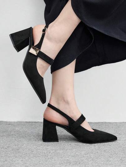 CUCCOO BIZCHIC 女士时尚杏色金属搭扣装饰粗跟鞋，经典简约设计，适合通勤、约会、派对、度假、婚礼等场合。