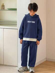 青少年男孩休闲韩版宽松字母印花长袖连帽衫和松紧腰裤套装，适合秋季/春季、户外玩耍、学校、街头风格、派对和休闲