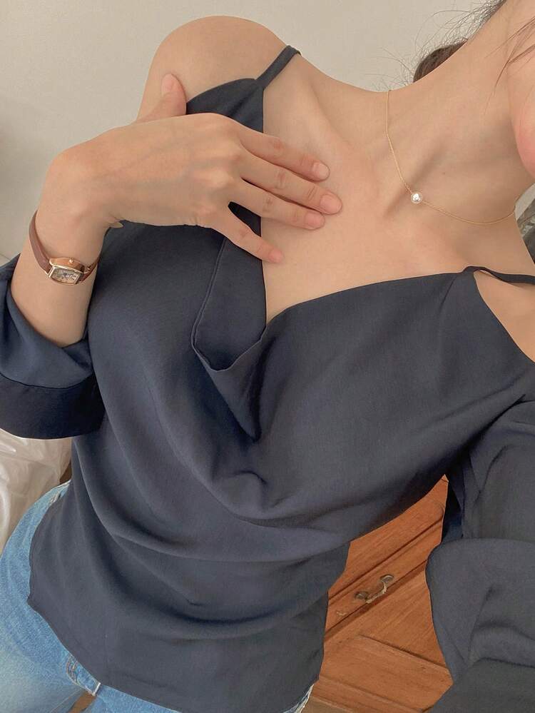Women's Turtleneck Spaghetti Strap Off-Shoulder Long Sleeve Blouse