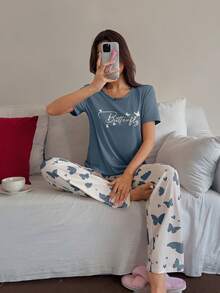SHEIN Casual Underwear&Sleepwear 蝴蝶字母印花短袖長褲女款睡衣套裝 灰藍米色舒適居家睡衣套裝 夏季可愛日系風 - 霧霾藍 - 查看 3
