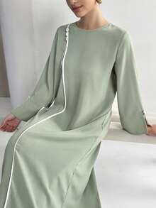 Al Najma فستان عربي كاجوال فضفاض طويل الأكمام مع أزرار وتصميم ألوان متباينة وأكمام مفتوحة، مناسب للحفلات والسفر - أخضر - مشاهدة 2