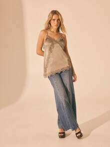 Aralina 女士休闲时尚优雅奢华缎面蕾丝边吊带背心，完美适合夏季造型、海滩度假装扮和派对装扮。 - 灰色 - 查看 4