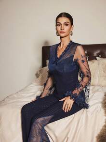 Slumberist 女士花卉蕾丝V领上衣和喇叭裤睡衣套装3件套 - 藏蓝色 - 查看 4