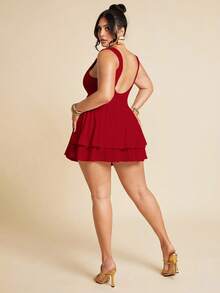 SHEIN BAE 大码女装春夏基础款纯白色无袖紧身褶皱修身优雅迷你双层荷叶边连体裤，女士连衣裙，情人节连体裤，日常连体裤，优雅连体裤，白色连体裤 - 紅色 - 查看 2