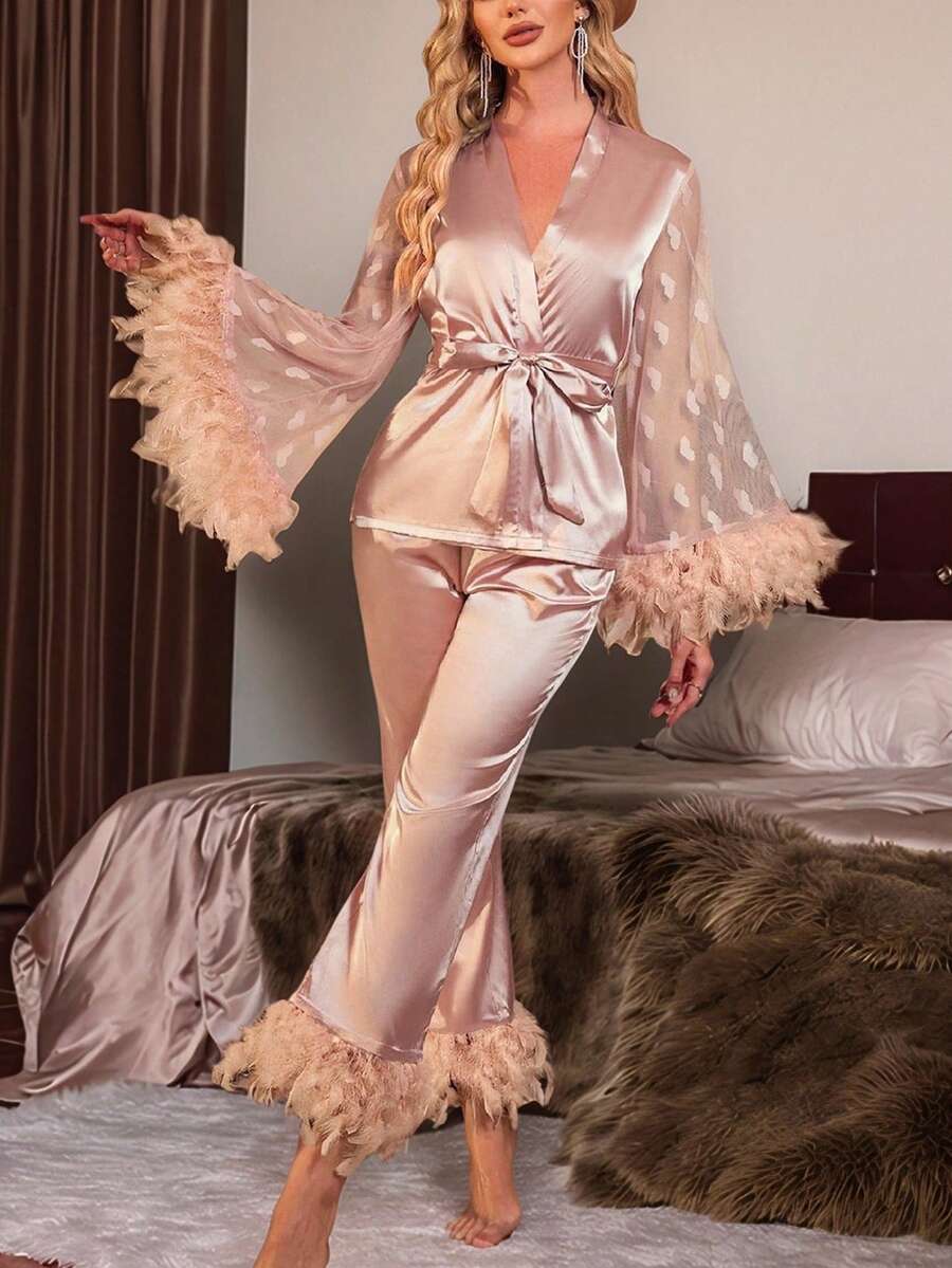 Slumberist 女士优雅华丽羽毛袖口喇叭袖系带上衣和裤子睡衣套装，秋冬服装 - 卡其色 - 查看 1