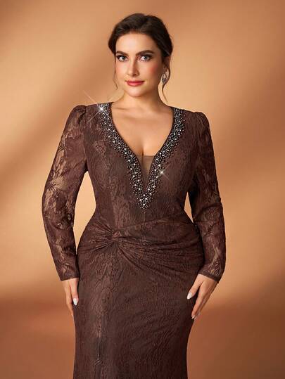 Serin 大码优雅浪漫棕色深V领长袖薄纱扭结奢华珍珠水钻装饰法式蕾丝高开衩鱼尾长裙，适合新娘母亲穿着