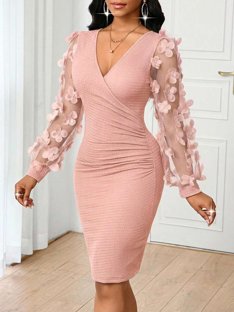 SHEIN Lady 女士花卉拼接网纱长袖褶皱修身中长连衣裙，优雅黑色半身裙，女士黑色连衣裙，中长连衣裙，女装，连衣裙，教堂礼服 - 淺粉色 - 查看 1