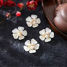 10/5 piezas Decoración de botones con diseño de flor de perlas falsas y rhinestones para sombrero, vestido y manualidades - Beis - Ver 2