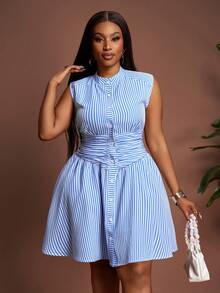 SHEIN CURVE+ 春夏新款优雅通勤/休闲外出/约会/婚礼/毕业季/生日派对/闺蜜聚会无袖立领开襟衬衫裙蓝白条纹腰带A字下摆梭织面料大码迷你连衣裙 - B，夏季连衣裙 - 藍色 - 查看 7