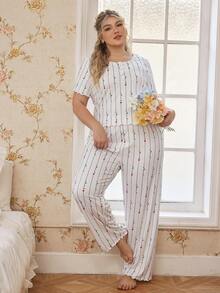 CottageSlumber Romantic Heart & Wavy Line Decor Plus Size Short Sleeve Top And Pants Set - White - View 6