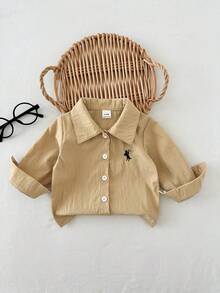 SHEIN Playful Pals 婴儿及幼儿男童经典街头风红白格子骑士刺绣长袖POLO衫，舒适透气，适合春秋季节、派对、日常穿着、上学及旅行。 - 卡其色 - 查看 3