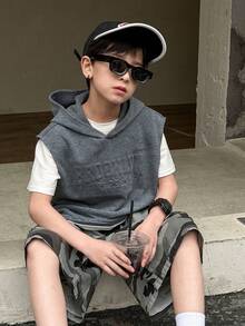 SHEIN 1件儿童/青少年男童休闲韩版字母压纹印花无袖连帽衫 - 深灰色 - 查看 6