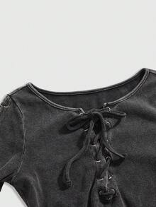 ROMWE Goth SpringGrunge Punk Distressed Metal Grommet Lace-Up Fitted T-Shirt - Black - View 3