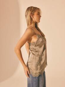 Aralina 女士休闲时尚优雅奢华缎面蕾丝边吊带背心，完美适合夏季造型、海滩度假装扮和派对装扮。 - 灰色 - 查看 8