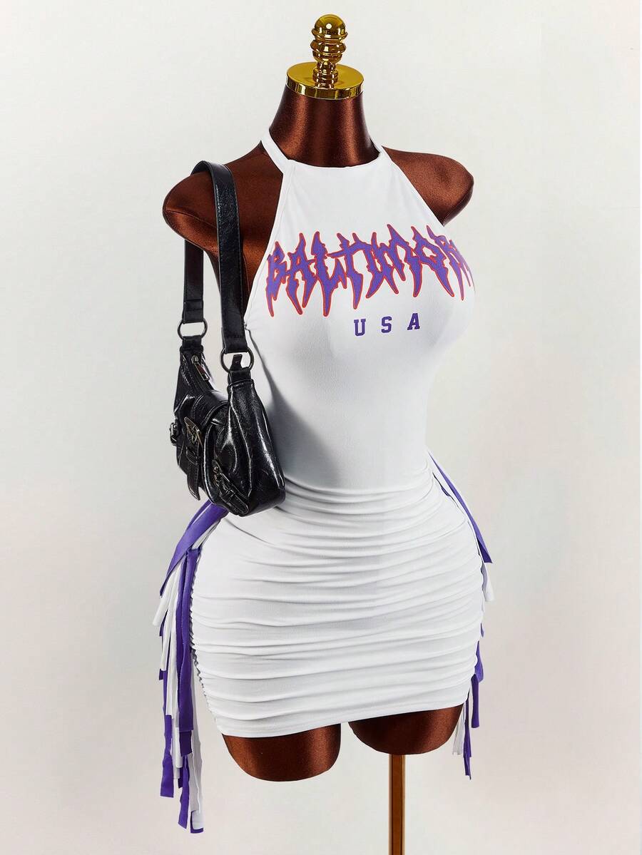 Amplova 女士露背吊带侧流苏性感字母印花无袖连衣裙，适合出席活动和休闲场合。 - 白色 - 查看 1