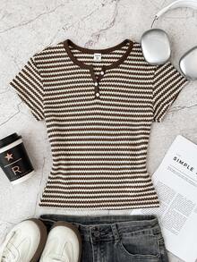 SHEIN Áo thun ngắn tay cổ tròn kẻ sọc dáng casual dành cho nữ tuổi teen, màu cà phê & trắng, mùa hè. - Cà phê nâu - Xem 1