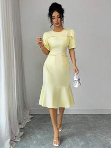 Elenzga Đầm midi nữ thanh lịch với tay áo cánh hoa, kiểu dáng lãng mạn cao cấp thích hợp cho tiệc trà chiều, điểm nhấn là dây xích trang trí, thiết kế thắt eo và đuôi cá, phù hợp cho công sở và du lịch, mùa xuân/hè. - Màu vàng ngỗng - Xem 4