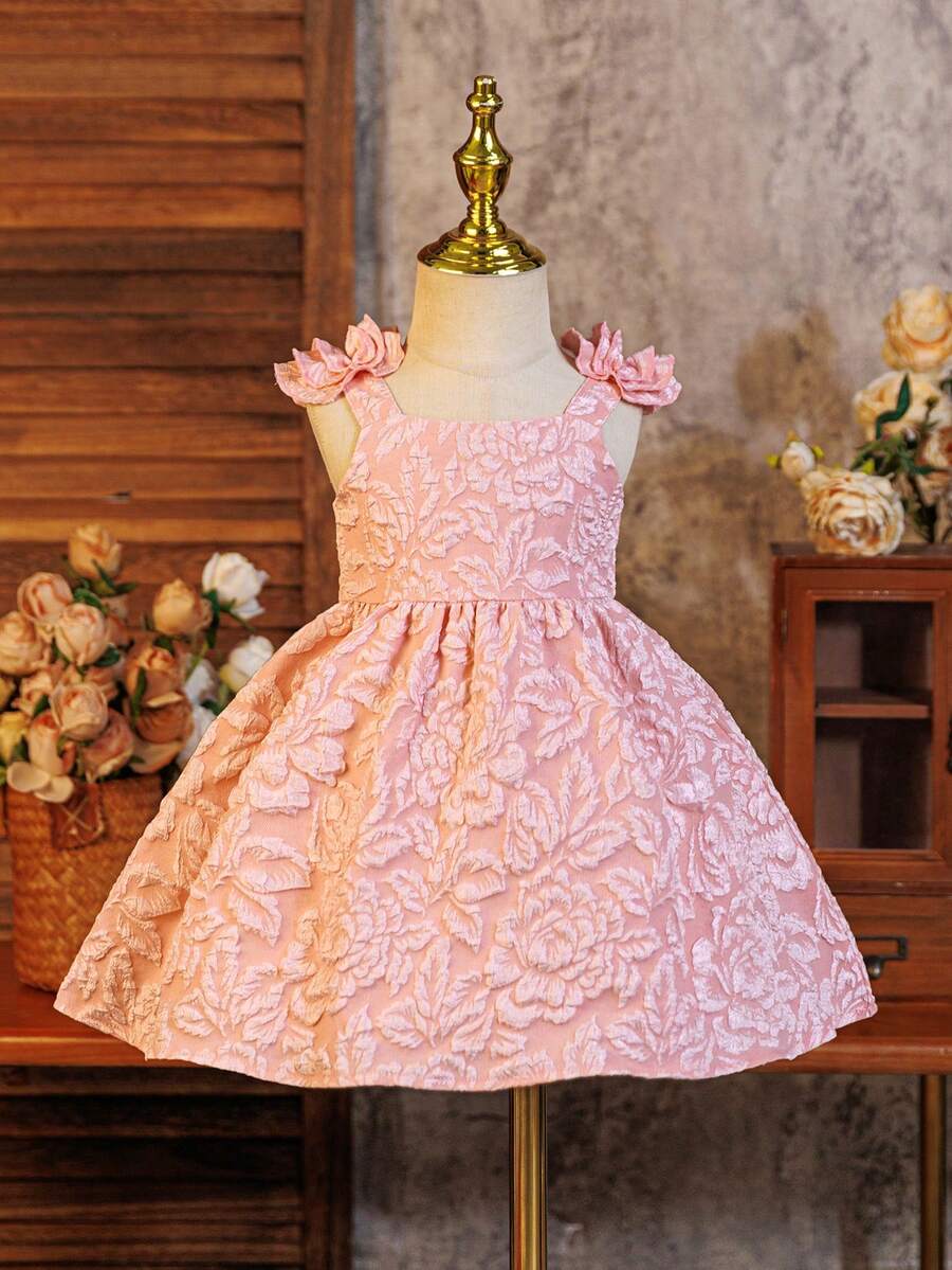 SHEIN Glamorique Kids 粉色纹理面料 3D 立体花朵不对称下摆方领女婴/幼儿连衣裙