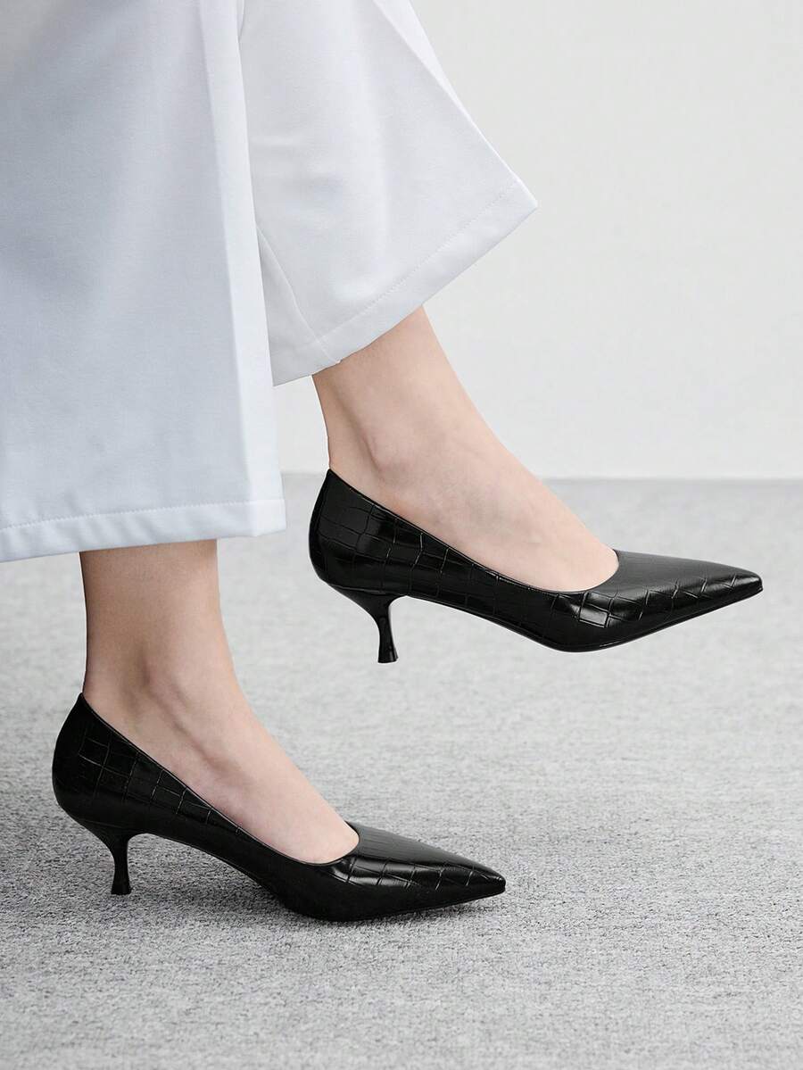 CUCCOO BIZCHIC 女士尖头细高跟中跟鞋,优雅、休闲、舒适、一脚蹬,适合工作、通勤、约会、派对、正式场合。 - 墨黑色 - 查看 1