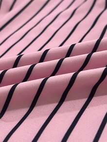 Rina Fox Áo thun nữ tay ngắn cổ chữ V sâu, phối ren kẻ sọc gợi cảm mới, họa tiết hoa ngọt ngào quyến rũ, ôm sát cơ thể, kiểu dáng thường ngày đa năng, phù hợp cho cả mặc hàng ngày và hẹn hò. - Hồng - Xem 4