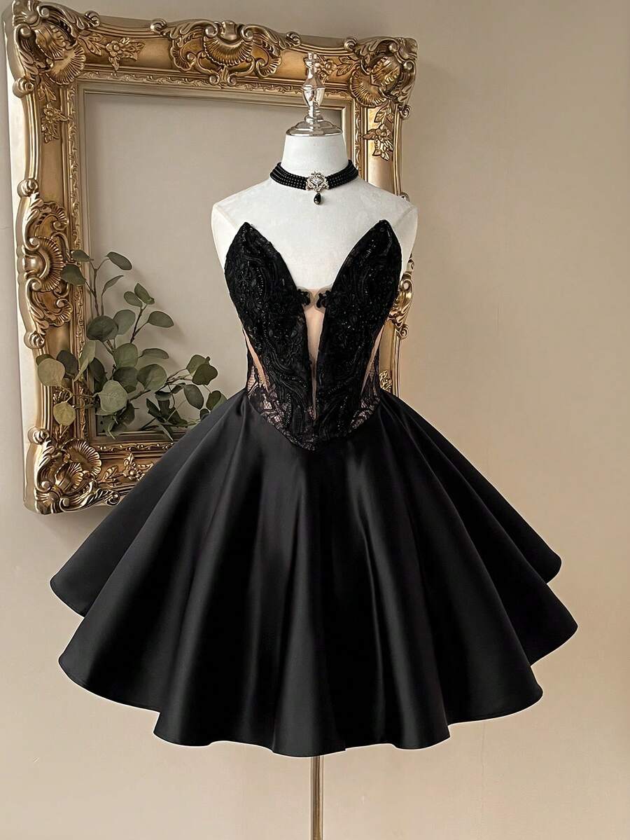 Lovelzi Elegant Contrast Color Embroidered Lace Luxury Satin Deep V-Neck Fishtail Short Dress, Suitable For Formal Occasions - Black - View 1
