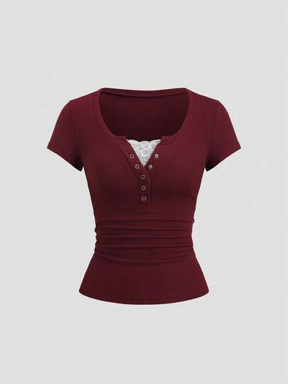 Sweetra Streetwear Women's Half-Open Cuff Eyelet Lace Trim Solid Color Short Sleeve T-Shirt