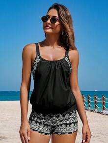 Swim Lushoire 2件套女士夏季新款随机印花拼接纯色圆领无袖上衣和印花弹力腰短裤比基尼套装，适合海滩和度假穿着 - 黑與白 - 查看 3