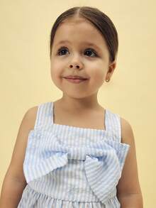 SUMWON Girls Light Striped Bow Detail Sleeveless A-Line Summer Dress With Smocked Bodice And Square Neckline Festive Occasionwear For Casual And Vacation - Baby Blue - View 4