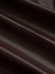 Sweetra 大码褶皱PU皮A字迷你裙，开衩设计，修身显瘦 - 摩卡棕 - 查看 4