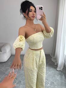 Elenzga 新款春夏女士纯色3D雏菊提花面料修身两件套，优雅日常度假两相宜的泡泡袖露肩上衣和长裤 - 鵝黃色 - 查看 6