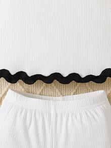 2pcs Baby Girl Summer Casual Vacation Outfit,Black And White Contrast Ribbed Knit Tank Top & Shorts Set With Scallop Trim,Two Pieces Clothes - White - View 4