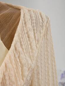 Bellisia 2022春夏度假沙滩四件套：可爱提花米色配套和服罩衫、半身裙和泳衣 - 米色 - 查看 4