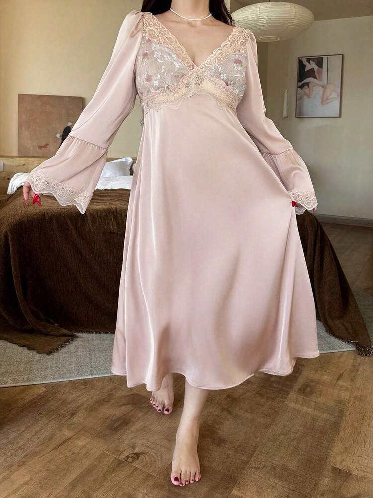 Dazy Plus Elegant Contrast Lace V-Neck Sexy Lantern Sleeve Fitted Maxi Nightgown