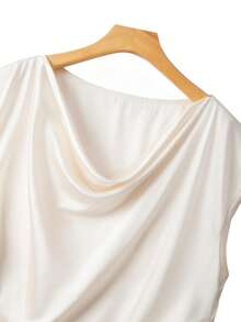 GlowEve CURVE 大码优雅纯色褶皱腰身衬衫 - 杏色 - 查看 5