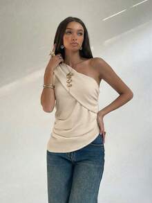 Aloruh Women's White Shirt, Fashionable Shirt Top, Elegant Solid Color Summer Asymmetrical Shoulder Pleated Shirt, White, Versatile Style, Suitable For Office, Back To School, Vacation, Bohemian Style And Other Occasions. Asymmetrical Top Draped Top One Shoulder Top One Shoulder Blouse - Beige - View 3
