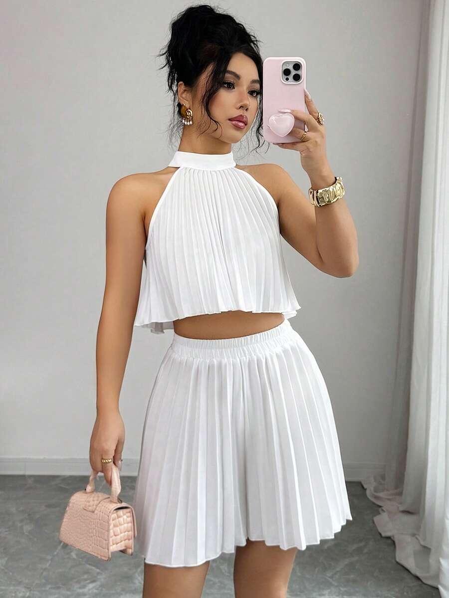 SHEIN Elenzya Bộ áo croptop và quần short không tay xếp ly dành cho nữ, phong cách tối giản, thích hợp cho kỳ nghỉ, đi làm, các dịp thường ngày hoặc trang trọng, mùa xuân/hè. - Màu be - Xem 1