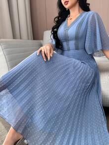 Feyla Vestido elegante de longitud media con cuello en V de encaje en contraste y dobladillo plisado - Azul - Ver 5