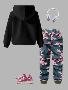 SHEIN Explorewe 两件套休闲时尚女童连帽衫套装，饰有俏皮的数字67图案，包含一件长袖连帽衫和一条宽松运动裤，适合秋冬春季穿着，舒适百搭，可用于休闲穿着、户外活动、上学、聚会、送礼等场合。 - 彩色 - 查看 2