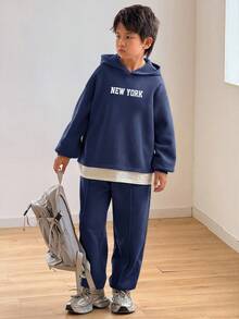 青少年男孩休闲韩版宽松字母印花长袖连帽衫和松紧腰裤套装，适合秋季/春季、户外玩耍、学校、街头风格、派对和休闲