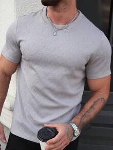 Manfinity Homme Men's Geometric Embossed Fabric Crew Neck Short Sleeve T-Shirt,Grey,Summer,Casual,City Break,Comfortable Gentleman Minimalist Office Yamamoto Tee - Grey - View 5