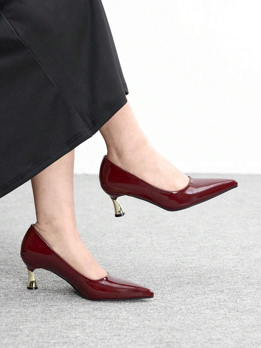 Sleekvia Zapatos de tacón bajo con punta puntiaguda y diseño sencillo de charol blanco PU para mujer, ideales para eventos, ir al trabajo y fiestas - Rojo - Ver 1