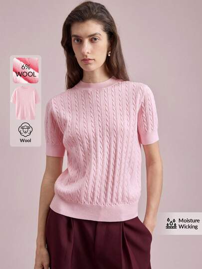 Ontre 柔软亲肤的针织混纺面料，宽松廓形，圆领前开襟短袖针织上衣，休闲都市时尚商务风，低调优雅，高品质机场、邮轮、婚礼宾客装扮，简约百搭的夏季必备单品。