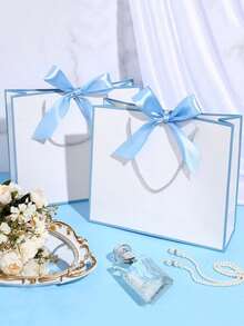 1/5 chiếc - Túi quà tặng bằng giấy Kraft kiểu ngang, túi mua sắm, túi đóng gói có tay cầm, túi xách trang trí nơ, túi đựng kẹo Halloween, túi giấy màu trắng dung tích lớn, túi đựng quà tặng Halloween, Lễ Tạ ơn, Giáng sinh, Năm mới, Đám cưới, Sinh nhật. - Màu xanh nhạt - Xem 4