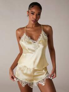 SHEIN BAE 蕾丝花边 V 领露背仿丝女士吊带背心和短裤睡衣套装 - 黃色 - 查看 6